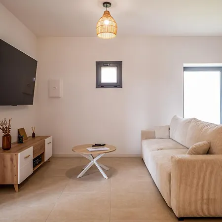 Holiday home La Grange Clyna - Parigne-l'Eveque